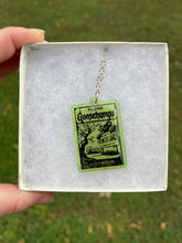 Load image into Gallery viewer, Green Goosebumps Necklace
