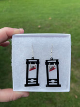 Load image into Gallery viewer, Guillotine Earrings
