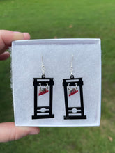 Load image into Gallery viewer, Guillotine Earrings

