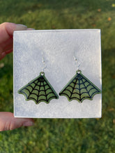 Load image into Gallery viewer, Green Shimmering Spiderweb Earrings
