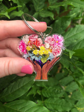 Load image into Gallery viewer, Floral Heart Keychain
