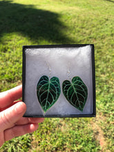 Load image into Gallery viewer, Green Leaf Earrings
