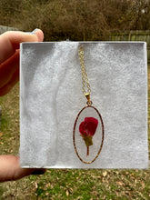 Load image into Gallery viewer, Floral Rosebud Necklace
