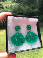 Load image into Gallery viewer, Teal &amp; Gold Shell Earrings
